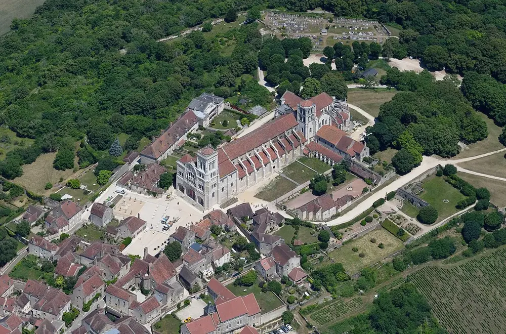 Vue de Basilique Sainte-Marie-Madeleine de Vézelay
